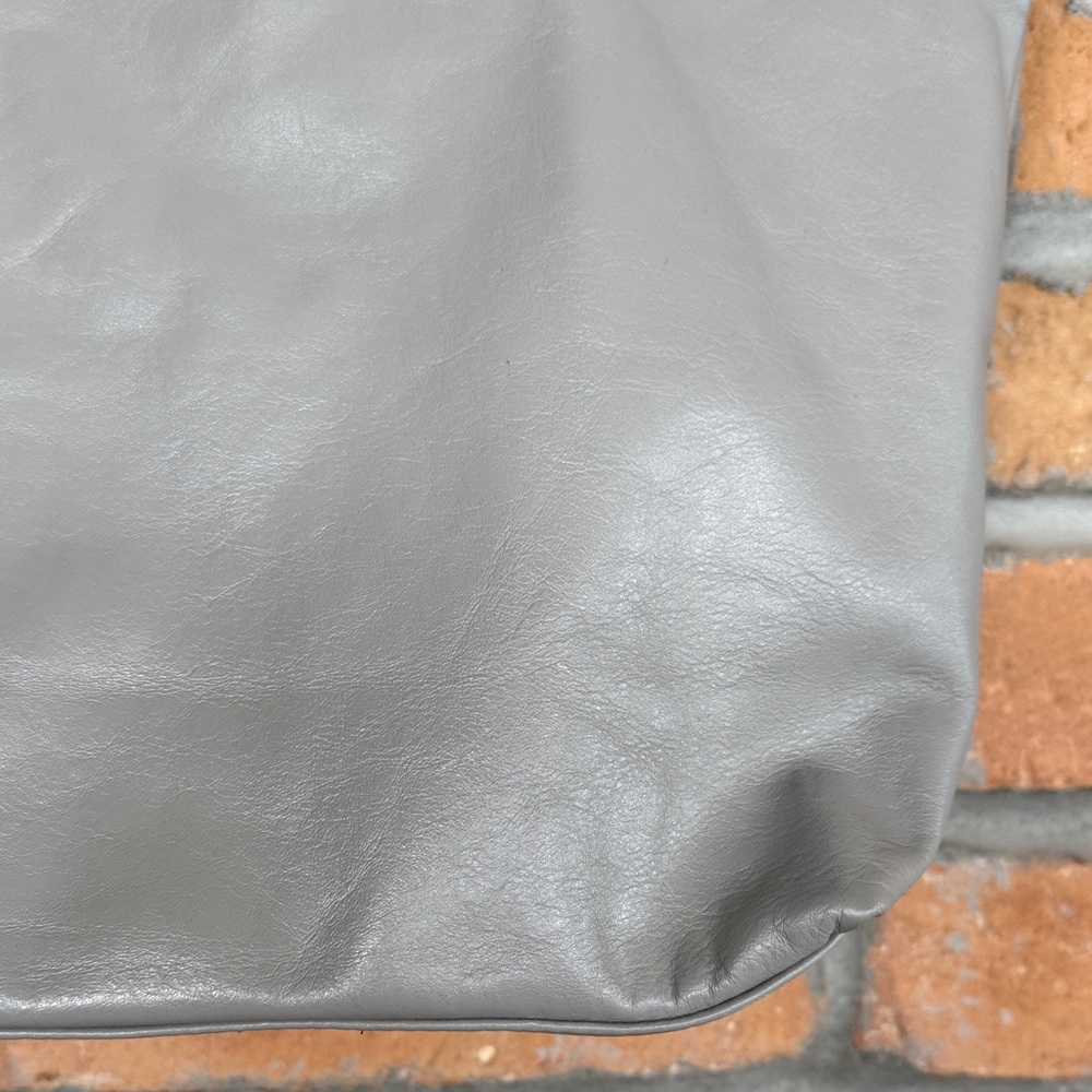 Latico Elegant Gray Leather Tote - Picture 4 of 16